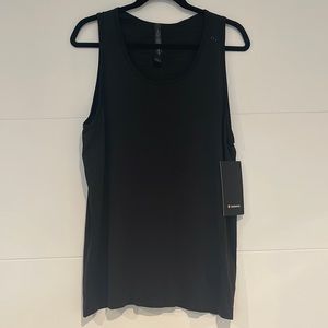 Lululemon Vent Tech Surge Tank - Mens Medium